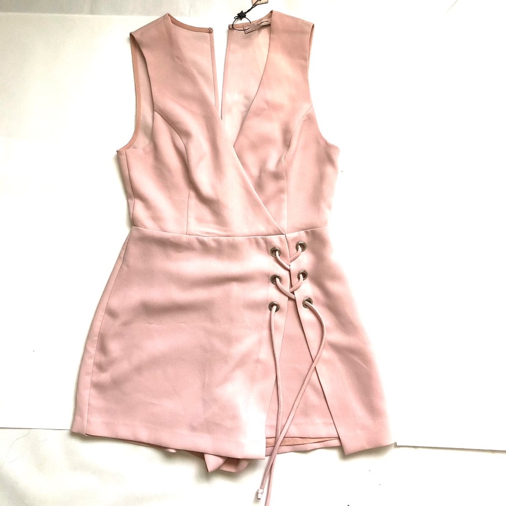 BCBGeneration Light Pink Romper Size 8 New with Tags